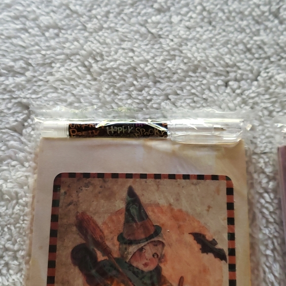 Vintage Inspired Halloween Notepads Set of 4 - Picture 4 of 8